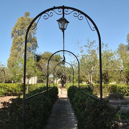 B&B Ginevra Pulsano Exterior photo
