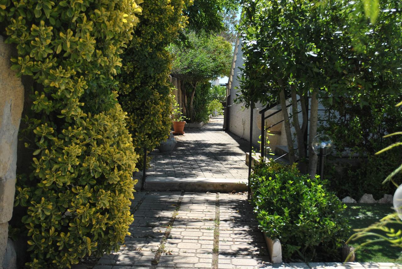 B&B Ginevra Pulsano Exterior photo