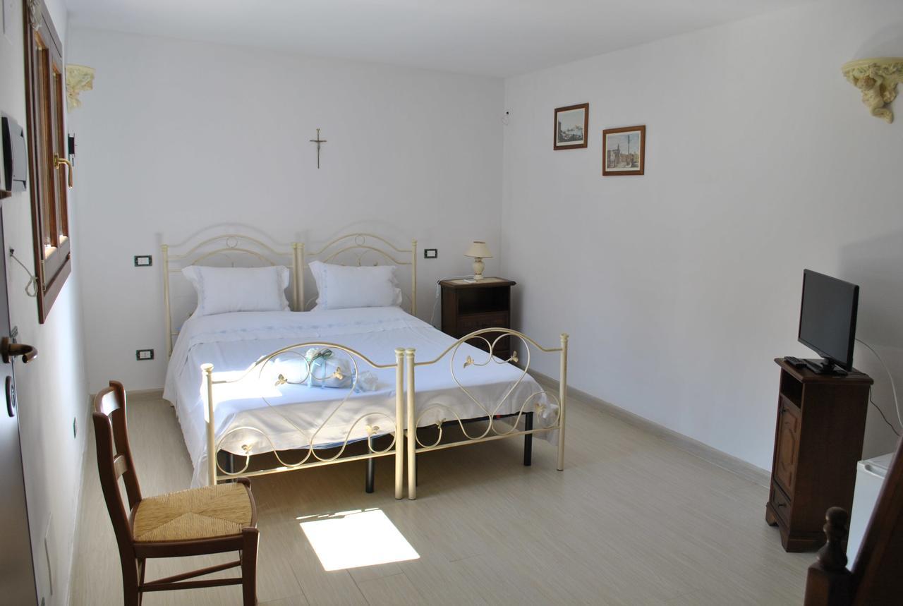 B&B Ginevra Pulsano Exterior photo
